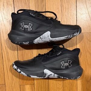 Under Armour Boys Sneakers
